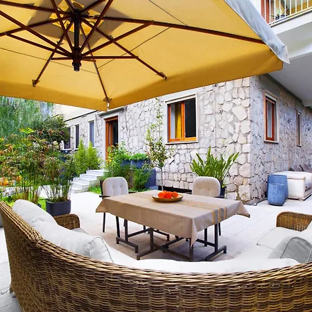 - Charme Appartement *